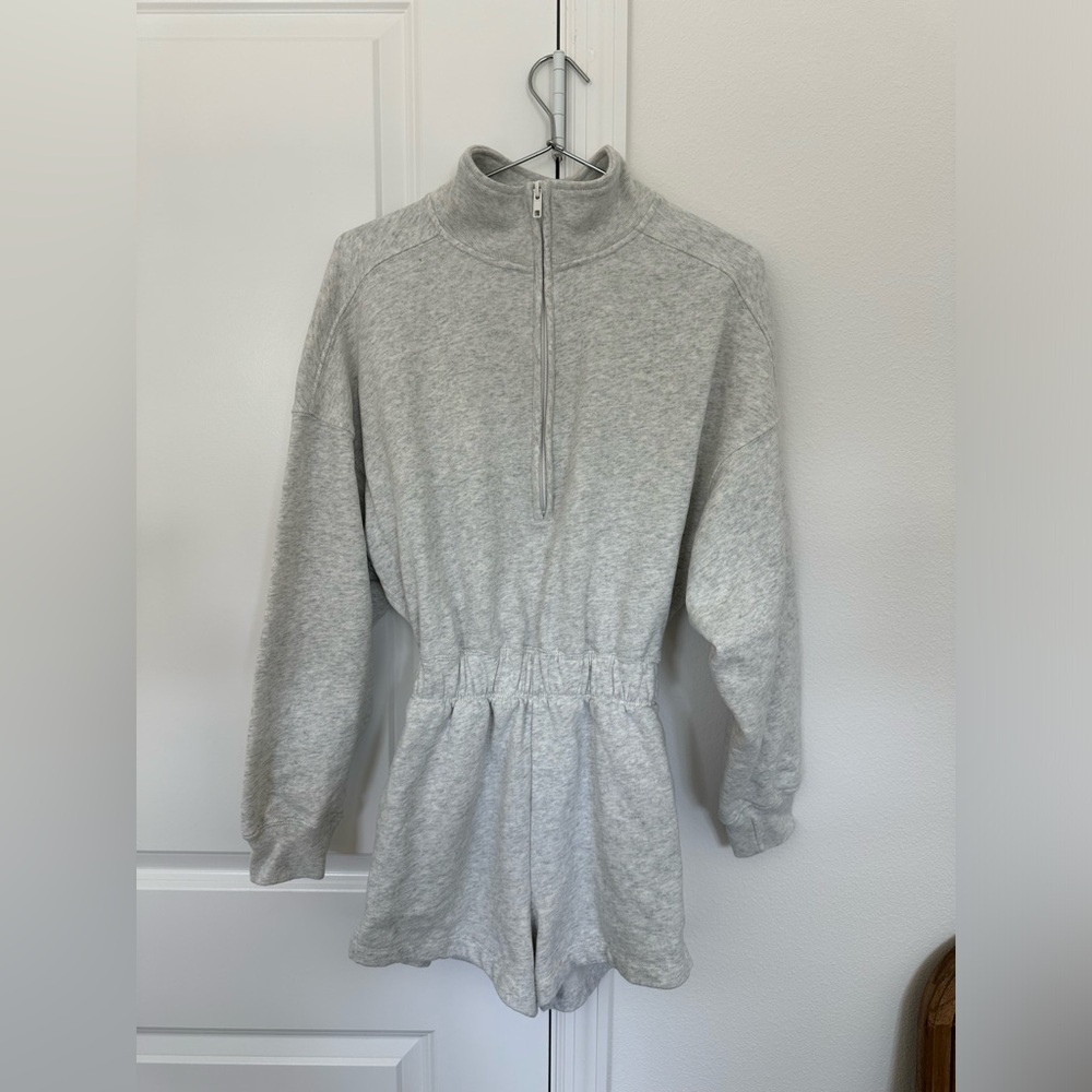 ABERCROMBIE FLEECE LOUNGE ROMPER